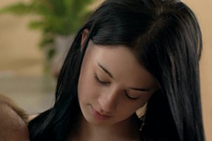 juliaann在厨房和男人